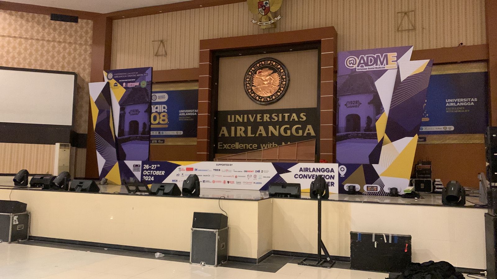 Panggung Universitas Airlangga